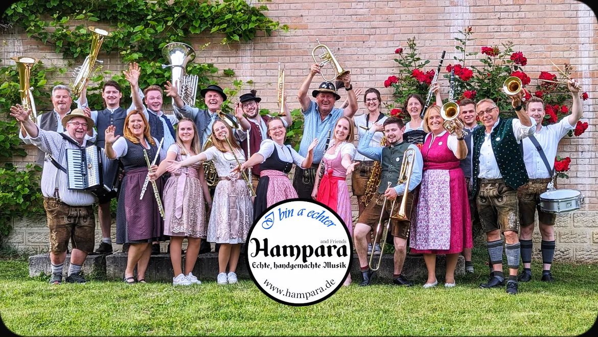 Feiertagsmusi mit den „Hampara and Friends“